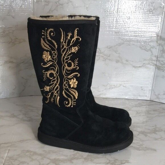 Ugg Australian Suede Embroidered black Sherling Lined winter boots size 7 - Picture 5 of 13